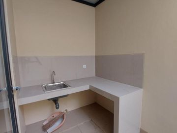 Rumah 2 Lantai Semi Furnish di Astha Suvarna Sutera Tangerang 1K90000T