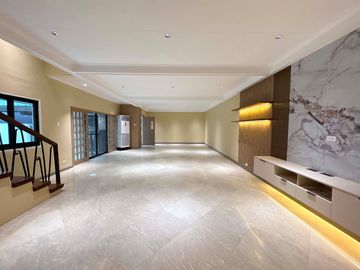 Bel Air Makati Village 3 Bedroom House For Rent New Furnished Good deal nr Urdaneta Rockwell Ayala Triangle Airport International School BGC Mckinley
