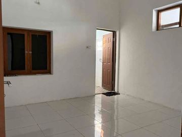 Disewakan Rumah Besar Nol Jalan Raya Tengah Kota Sidoarjo dkt Alun2