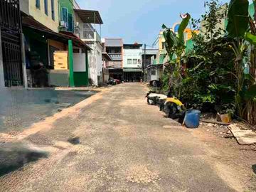 Ruko Murah di Tiban Centre dengan Posisi Hadap Jalan Raya