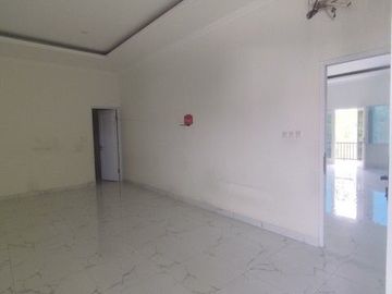Rumah mewah 2 Lantai (17x20) di Suvarna Sutera Tangerang 1KA0002Z