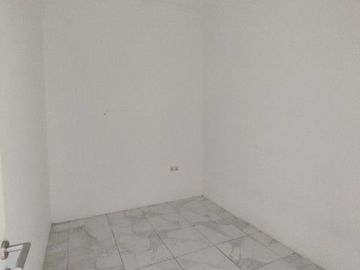 Rumah mewah 2 Lantai (17x20) di Suvarna Sutera Tangerang 1KA0002Z