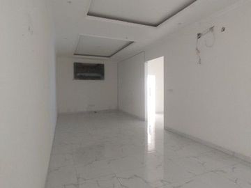 Rumah mewah 2 Lantai (17x20) di Suvarna Sutera Tangerang 1KA0002Z