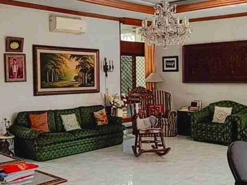 Dijual MURAH Rumah Jl.Patra Kuningan