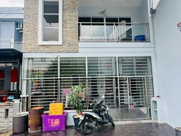 Dijual Rumah Hook Di Penuin Garden Batam