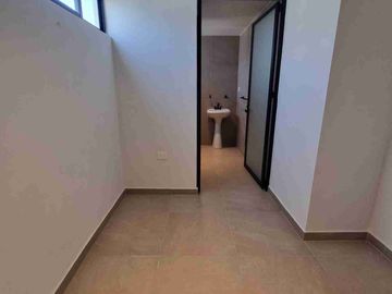 CASA EN VENTA CON ACABADOS DE LUJO EN LOMAS DE ANGELOPOLIS, PUEBLA CON 5 RECAMARAS Y SALÓN DE USOS MÚLTIPLES CON TERRAZA