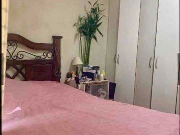 Departamento en primer piso con jardín y terrazs