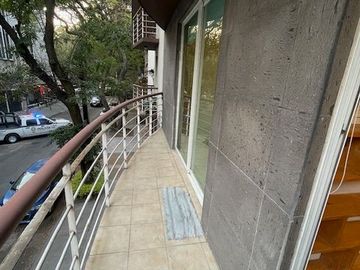 Departamento en renta 2 recámaras y 1 estacionamiento en Roma Sur