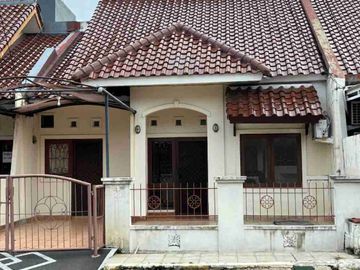 Rumah Luas Harga Murah di Villa Melati Mas