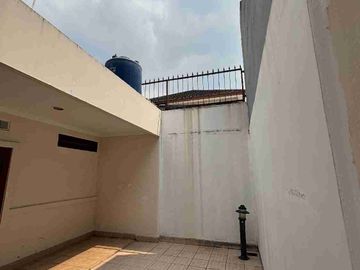 Rumah Luas Harga Murah di Villa Melati Mas