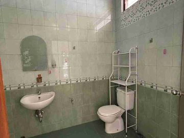 Rumah Luas Harga Murah di Villa Melati Mas