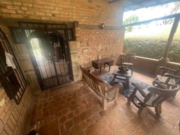 SE VENDE ☕🌳 ¡ESPECTACULAR FINCA  Y DE DESCANSO EN TIMBÍO, CAUCA! 🌳☕¡Una inversión estratégica que ya está produciendo! Espectacular propiedad rural de 16.763 m² en total, disponible completa o por lotes independientes con ESCRITURA INDIVIDUAL.📌ÁREA 16.763 mts2