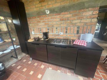 SE VENDE ☕🌳 ¡ESPECTACULAR FINCA  Y DE DESCANSO EN TIMBÍO, CAUCA! 🌳☕¡Una inversión estratégica que ya está produciendo! Espectacular propiedad rural de 16.763 m² en total, disponible completa o por lotes independientes con ESCRITURA INDIVIDUAL.📌ÁREA 16.763 mts2