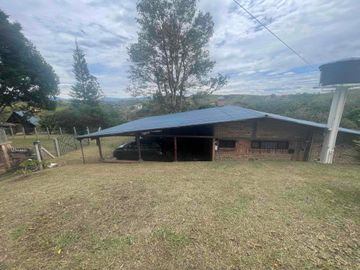 SE VENDE ☕🌳 ¡ESPECTACULAR FINCA  Y DE DESCANSO EN TIMBÍO, CAUCA! 🌳☕¡Una inversión estratégica que ya está produciendo! Espectacular propiedad rural de 16.763 m² en total, disponible completa o por lotes independientes con ESCRITURA INDIVIDUAL.📌ÁREA 16.763 mts2