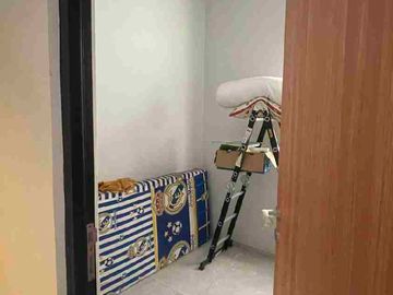 Jual Rumah 3 Lantai Grand Wisata Z Living Semi furnished & Strategis