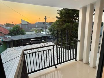 Jual Rumah Mewah Siap Huni di Cluster Cassiawood Tambun Bekasi