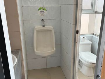RENTO AMPLIO LOCAL DE 450 M2 EN AV. ILALO VALLE DE LOS CHILLOS