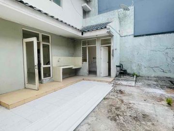 Dijual BU dan Disewakan Murah Rumah Bagus di Boulevard Grand Galaxy Bekasi