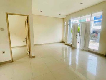 Dijual BU dan Disewakan Murah Rumah Bagus di Boulevard Grand Galaxy Bekasi