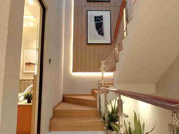 DIJUAL PERUMAHAN MEWAH MODERN SOUTH TREASURE METLAND CYBER PURI