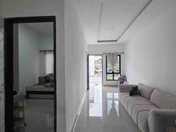RUMAH MEWAH DI SETIABUDI MEDAN SIAP HUNI LOKASI DALAM KOMPLEK