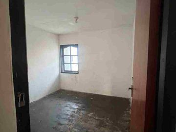 DISWAKAN RUKO DIMENSI 11 x 22, Di Lokasi komersil Beji Depok, Kota Depok