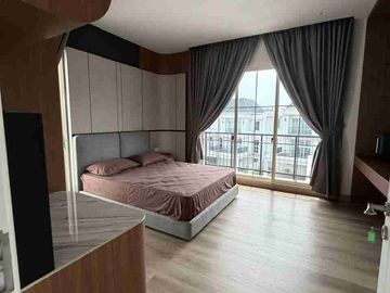 Dijual Rumah Posisi di Hook Summarecon Bogor.Full Furnished.