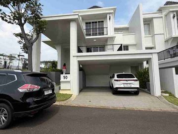 Dijual Rumah Posisi di Hook Summarecon Bogor.Full Furnished.
