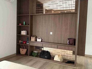 Dijual Rumah Posisi di Hook Summarecon Bogor.Full Furnished.