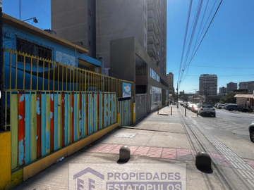 Se Vende Propiedad Calle Salvador Reyes