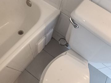 ARRIENDO DPTO 2 DORMITORIOS 2 BAÑOS EST y BOD PROMOCION / METRO SANTA ANA