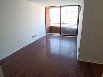ARRIENDO DPTO 2 DORMITORIOS 2 BAÑOS EST y BOD PROMOCION / METRO SANTA ANA