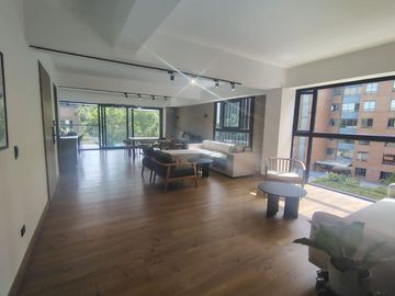 Apartamento Amoblado en Arriendo en Castropol, Poblado Medellín Antioquia