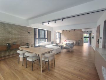 Apartamento Amoblado en Arriendo en Castropol, Poblado Medellín Antioquia