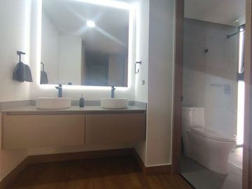 Apartamento Amoblado en Arriendo en Castropol, Poblado Medellín Antioquia