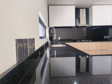 Casa en Renta de 4 Recamaras en Solares Residencial Zapopan