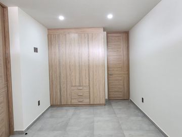 Casa en Renta de 4 Recamaras en Solares Residencial Zapopan