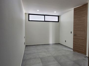Casa en Renta de 4 Recamaras en Solares Residencial Zapopan