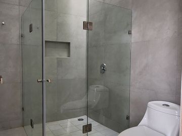 Casa en Renta de 4 Recamaras en Solares Residencial Zapopan