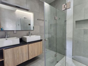 Casa en Renta de 4 Recamaras en Solares Residencial Zapopan