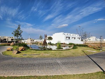 Casa en Renta de 4 Recamaras en Solares Residencial Zapopan