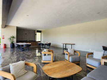 Casa en Renta de 4 Recamaras en Solares Residencial Zapopan