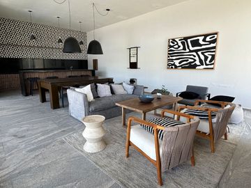 Casa en Renta de 4 Recamaras en Solares Residencial Zapopan
