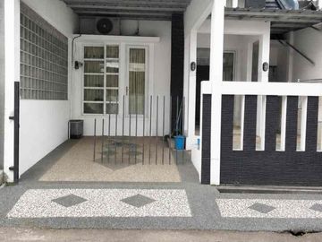 Rumah Siap Huni di Serpong Park Jelupang | SHM | 2 KT | Rp900 Juta