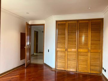Apartamento en Arriendo en Los Balsos,Poblado Medellín Antioquia