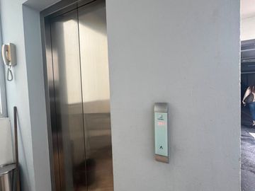 DEPARTAMENTO EN VENTA CERCA DE LAS AGUILAS