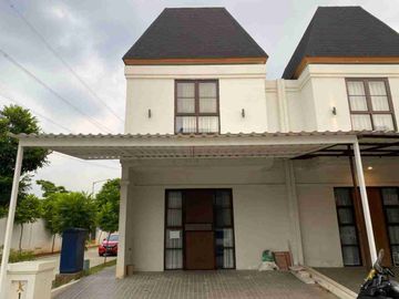Dijual Rumah Hook di Vida Bekasi Cluster Kencana Furnished