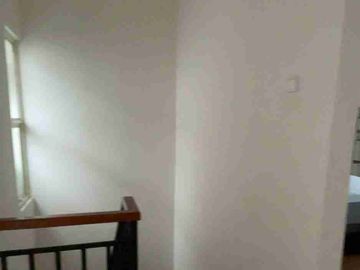 rumah 2 lantai siap huni cluster lamonte torena grand wisata