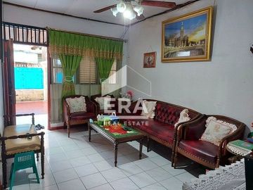 DIJUAL RUMAH STRATEGIS DI PRUMNAS JAKARTA TIMUR