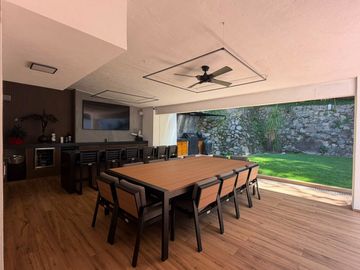 VENDO EN CUERNAVACA CASA MODERNA EN FRACC. CON SEGURIDAD TOTAL Y AMPLIAS AREAS VEREDES